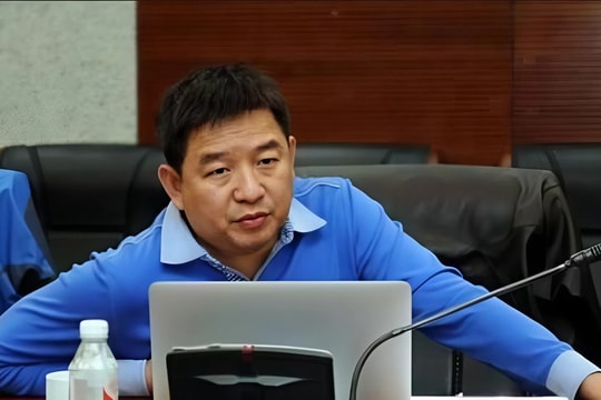 Tuyên phạt 8 năm tù, tịch thu 35,6 tỷ đồng của nguyên Phó Tổng Giám đốc công ty điện