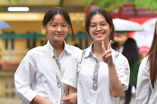 Chính thức: 15 trường công bố bảng quy đổi IELTS 2026, có nơi 6.0 đã ẵm 10 điểm