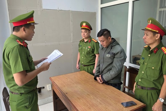 Bắt nhân viên bán hàng Phan Văn Hữu Hà 35 tuổi