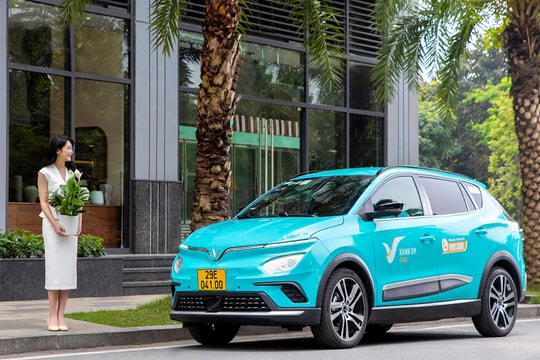 Một vị khách bất ngờ đăng bài khen ngợi Xanh SM, tiết lộ hành động hiếm có của bác tài