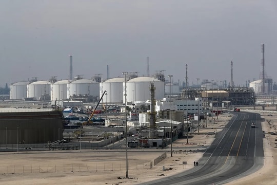 Chưa từng có trong lịch sử: Qatar đóng cửa nhà máy xuất khẩu LNG lớn nhất thế giới, giá khí đốt châu Âu tăng vọt hơn 50%
