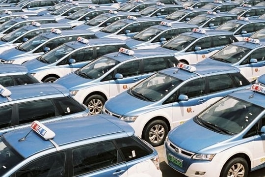 Thành phố đầu tiên trên thế giới có 100% taxi điện, 1.000 trạm sạc siêu nhanh, sạc 5 phút đi được 400km