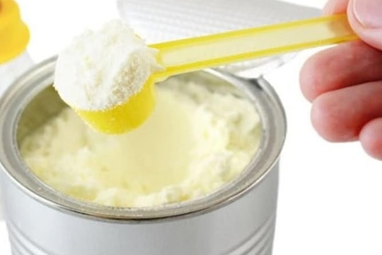 Bộ Y tế làm gắt vụ sữa trẻ em nhiễm độc tố cereulide