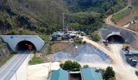 Tin vui về hạng mục hầm xuyên núi dài hơn 500m đi qua địa hình hiểm trở