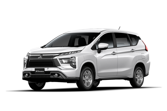 MPV 7 chỗ số sàn nâng cấp mạnh thiết kế, tiết kiệm 6,8L/100 km, giá 568 triệu đồng