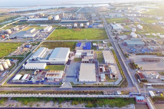 FDI giải ngân cao nhất 5 năm: 'Lộ diện' hai quốc gia rót hơn 1 tỷ USD vốn FDI vào Việt Nam