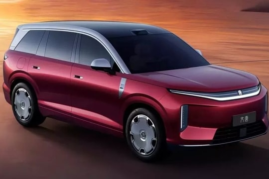 BYD Datang ra mắt siêu SUV điện 7 chỗ: Đi gần 1.000km chỉ trong 1 lần sạc, sạc nhanh 5 phút đi được 200km, hệ thống 27 loa, tủ lạnh mini, trần kính toàn cảnh