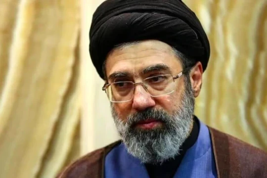 Con trai Đại giáo chủ Khamenei trở thành Lãnh tụ Tối cao mới của Iran