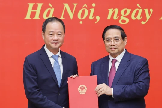 Thủ tướng trao quyết định bổ nhiệm cho ông Trần Hồng Thái
