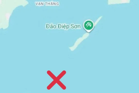 Tìm kiếm người đàn ông mất tích trên vịnh Vân Phong