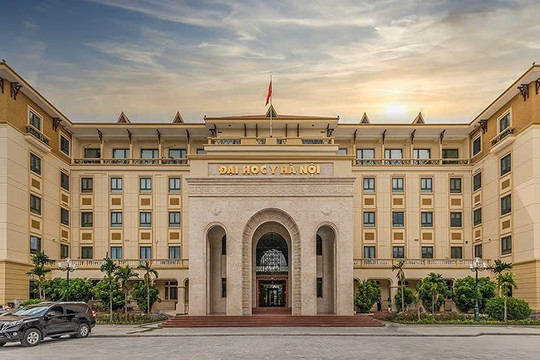 Đại học lâu đời nhất Việt Nam dẫn đầu cả nước về chất lượng giảng dạy, đã đào tạo ra hơn 60.000 y bác sĩ 'tinh hoa'