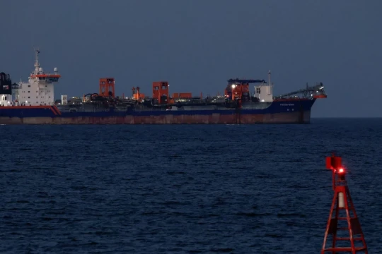 Iran bác khả năng đóng cửa Eo biển Hormuz, yêu cầu tàu thuyền phối hợp với hải quân khi đi qua