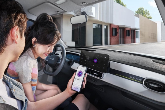 Mẫu hatchback điện nhỏ xinh giá chỉ 183 triệu, khách Việt nhìn sẽ khó cưỡng: Thiết kế nhỏ có võ, trang bị cổng sạc nhanh cùng 2 túi khí an toàn, radar hỗ trợ lùi xe
