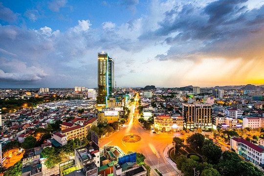 Tỉnh duy nhất Việt Nam được mệnh danh là 'quê vua đất chúa': Cái nôi sản sinh 44 vị vua, sở hữu tòa thành đá hiếm có ở Đông Nam Á