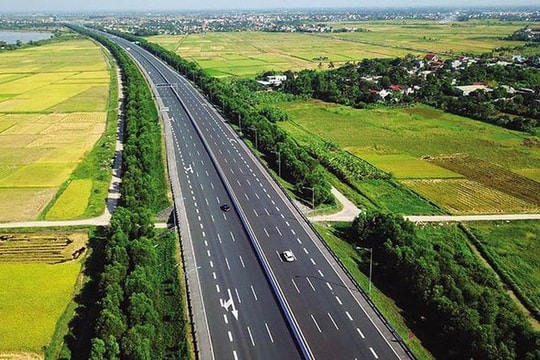 Một doanh nghiệp cao su phải bàn giao hơn 8.000m² đất phục vụ dự án đường bộ cao tốc Bắc – Nam