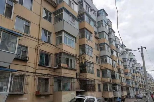 Thuê trọ 15 năm, thấy chủ nhà được đền bù giải tỏa 10 tỷ đồng, người phụ nữ lập tức đòi chia một nửa số tiền