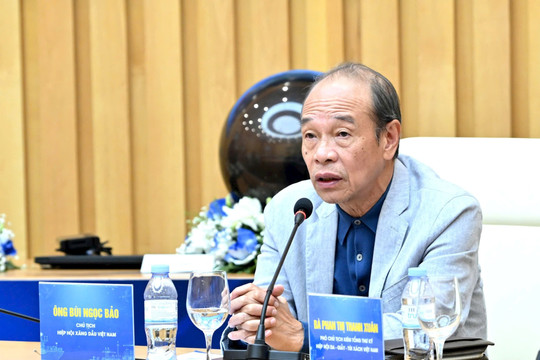 Thuế 1% 'chặn cửa' ethanol ngoại: Hiệp hội xăng dầu đề xuất gỡ rào để biến Việt Nam thành trung tâm trung chuyển