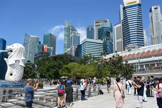 Quốc gia nợ nhiều nhất Đông Nam Á, vượt cả Mỹ - Trung