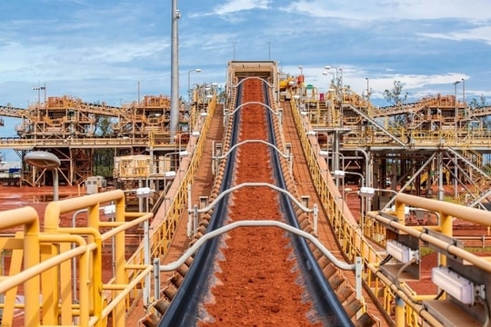 Hóa chất Đức Giang (DGC) đứng trước mối lo mất cơ hội tham gia siêu dự án bô xít 2,3 tỷ USD, vướng mắc nằm ở đâu?