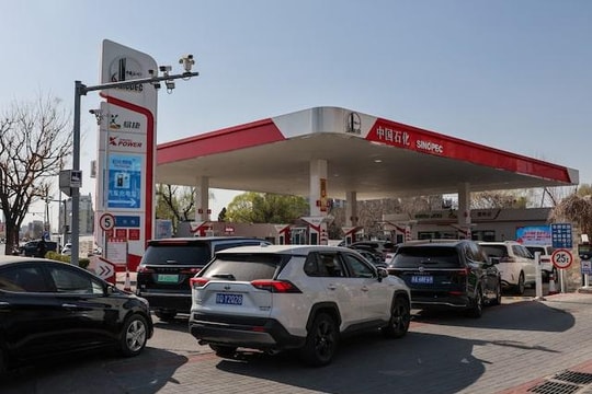 Ông lớn Trung Quốc bất ngờ từ chối mua dầu Iran, muốn tự khai thác kho dự trữ trong nước