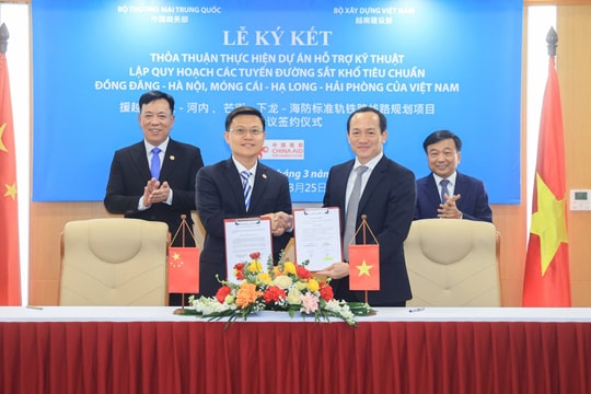 Tăng cường hợp tác phát triển đường sắt Việt Nam - Trung Quốc