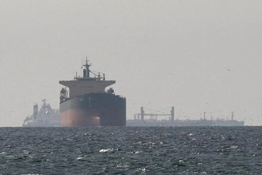 UAE sẵn sàng triển khai hải quân, thúc đẩy 'khơi thông' eo biển Hormuz