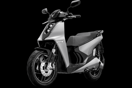 Xe điện 'cơ bắp' của VinFast: Chạy gần 100 km/h, đi 150 km/lần sạc, giá bán bao nhiêu?