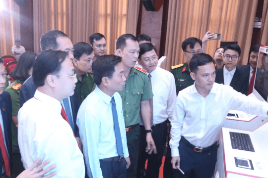 Thanh Hóa thí điểm Kiosk thông minh, làm thủ tục hành chính trong vài phút