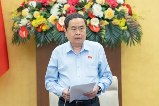 Xem xét sửa bảng lương, phụ cấp chức vụ đối với cán bộ, lãnh đạo nhà nước