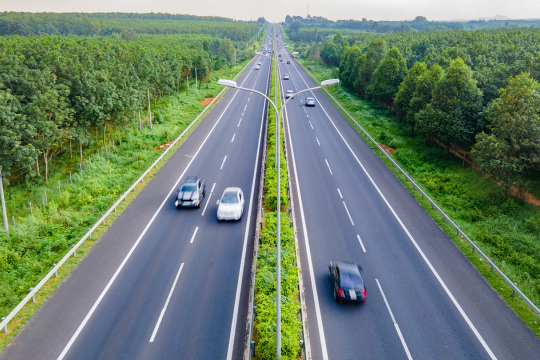 Phân làn riêng cho xe chạy 120 km/h cao tốc TPHCM - Long Thành - Dầu Giây