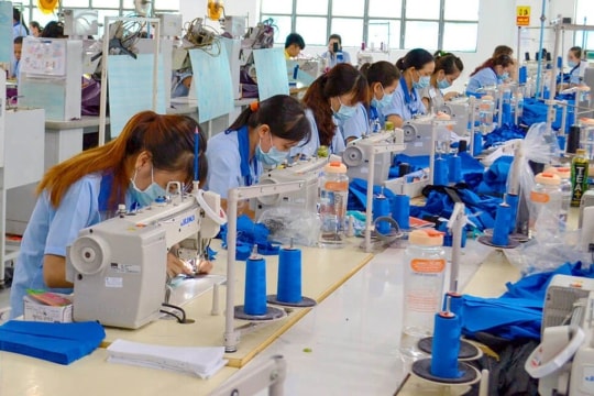 Ông lớn dệt may 50 tuổi lỗ triền miên 4 năm sau khi đối tác bỏ trốn, phải sa thải hơn 4.000 lao động