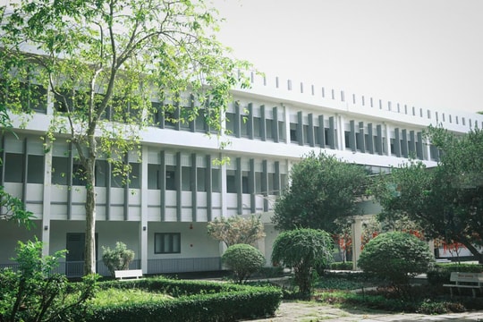 Không phải trường kinh tế nhưng đây vẫn là 'lò đào tạo tỷ phú' nổi tiếng Việt Nam: Sinh viên chỉ mơ ra được trường, tỷ lệ có việc làm sau ĐH đạt 98%