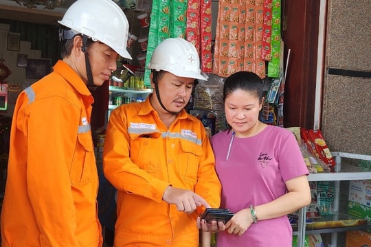 Hóa đơn tiền điện tăng vọt, ngành điện lực TP.HCM nói gì?