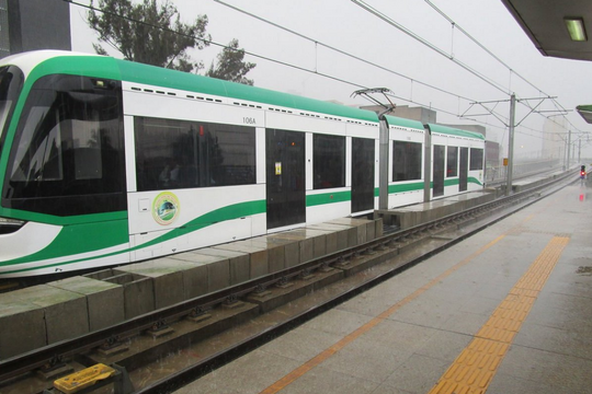 Chọn nhà thầu Trung Quốc, tuyến metro trị giá 12.500 tỷ đồng xuống cấp không phanh, chỉ còn 1/3 đoàn tàu hoạt động