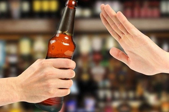 Từ 15/5, hành vi này trên bàn nhậu có thể bị phạt 3 triệu đồng