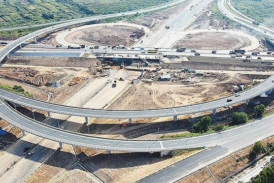 Cổ phiếu đầu tư công dậy sóng sau tin nóng, chuyên gia chỉ ra một số mã NĐT cần lưu tâm