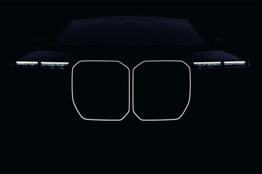 BMW i7 2027 lộ diện tại Bắc Kinh: Nâng cấp pin Rimac, phạm vi hoạt động vượt mốc 624 km