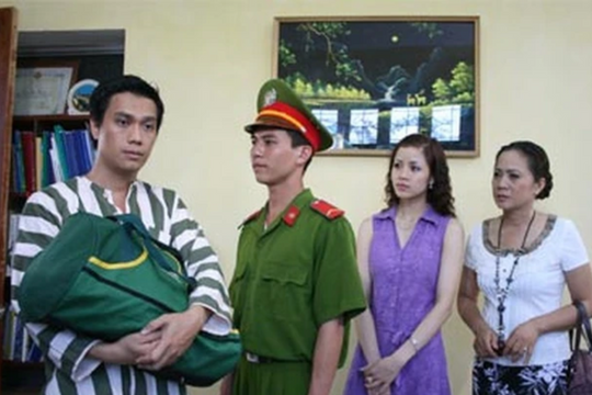 Nam NSƯT ‘vào tù ra tội’ nhiều nhất nhì màn ảnh Việt: Nay bán chân gà online, sở hữu bất động sản từ Bắc vào Nam và xế sang đắt đỏ