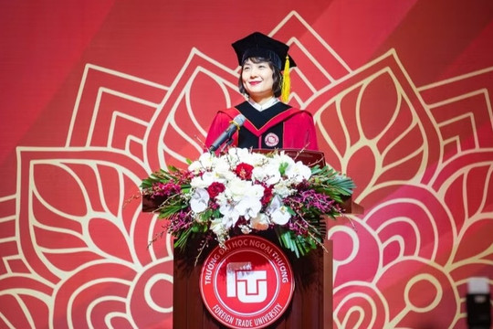 Hiệu trưởng trường Đại học ‘Harvard của Việt Nam’ căn dặn hơn 1.200 sinh viên trước giây phút quan trọng