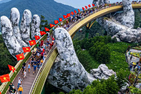 Nghỉ lễ 30/4-1/5 nhu cầu du lịch tăng cao, doanh nghiệp và địa phương nên chuẩn bị như thế nào?