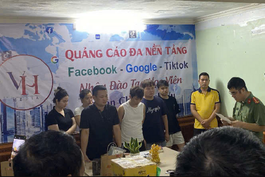 Khám xét khẩn cấp 2 địa điểm ở Hưng Yên, khởi tố ‘thầy thuốc Đông y’ 4 đời trị hắc lào