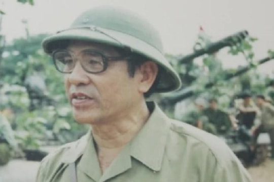 NSƯT gạo cội từng đóng vai Đại tướng Lê Trọng Tấn: Trải qua 3 lần phẫu thuật não, có con trai là Trung tá công an, chuyên đóng vai tội phạm