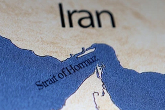 Nóng: Iran tuyên bố mở cửa eo biển Hormuz, Dow Jones tăng hơn 1.000 điểm