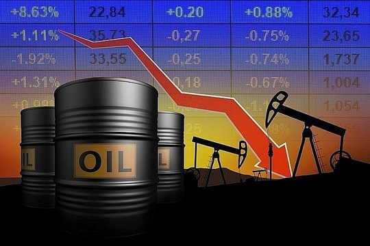 Giá dầu lao dốc sau khi Iran tuyên bố mở eo biển Hormuz
