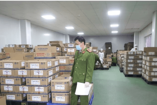 Lãnh đạo Chi cục An toàn vệ sinh thực phẩm nhận tiền tỷ để ‘mở đường’ cho sữa giả