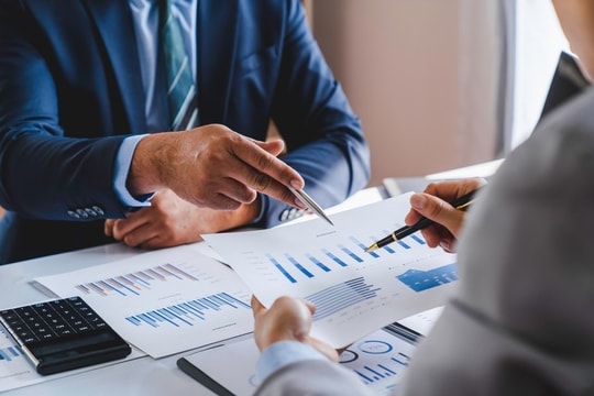 Luật sư vạch trần ‘đường dây’ làm giả hồ sơ nhà ở xã hội: Cần làm gì để không bị lừa?