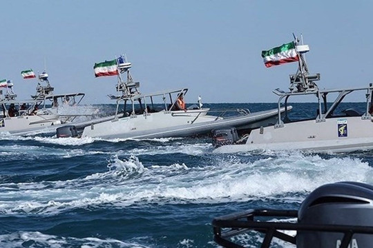 Iran tuyên bố không bao giờ từ bỏ quyền kiểm soát eo biển Hormuz