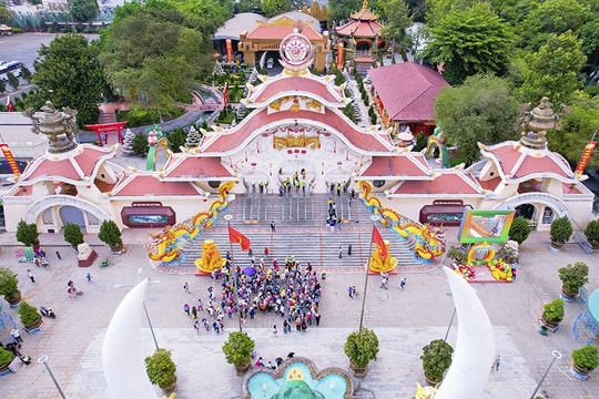 'Công viên Phật giáo' đầu tiên trên thế giới của Việt Nam tặng 1.000 vé miễn phí, 10.000 phần gạo lộc cho du khách