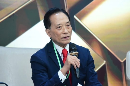 TS. Nguyễn Trí Hiếu: Đừng 'ăn sổi', đây là cách giúp nhà đầu tư hái quả ngọt khi giá vàng chạm ngưỡng 5.000 USD