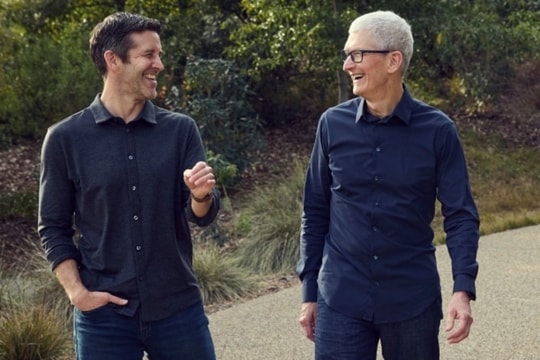 Tim Cook rời ghế CEO Apple: Kỷ nguyên mới dưới thời tân giám đốc John Ternus